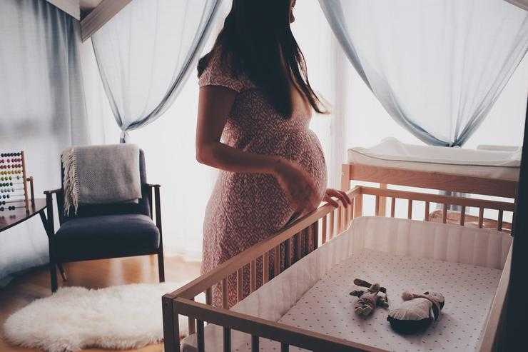 Как справиться с резкими перепадами настроения во время беременности