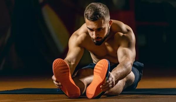 Тренировка ног в зале для мужчин: лучшие упражнения + программа