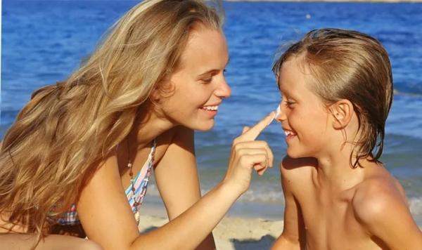 13 мифов о солнцезащитной косметике, из-за которых вы все еще обгораете